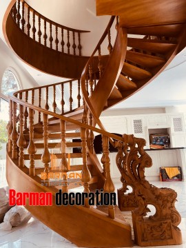 پله گرد پله پیچ چوبی